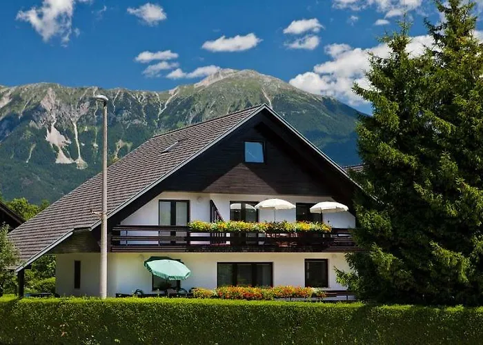 Marjetka アパート *